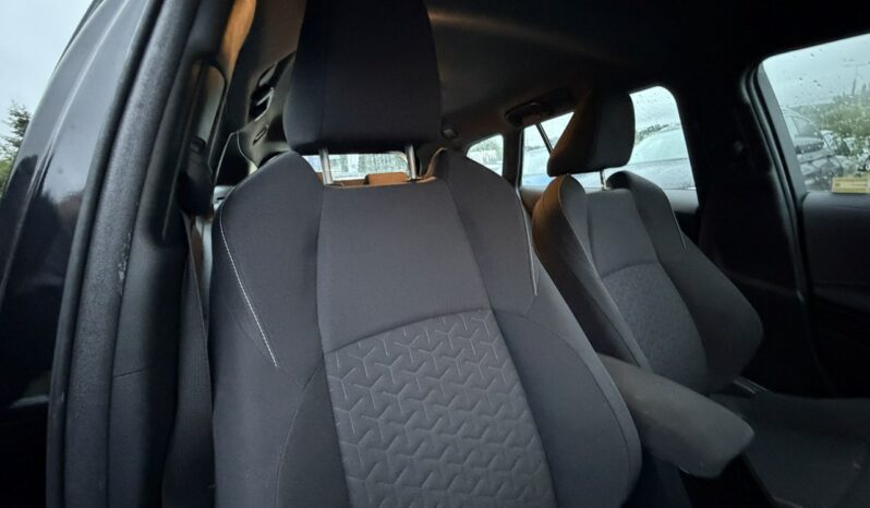 TOYOTA Corolla  | FWD (przód) | Automatyczna | 122 KM | Czarny full