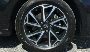 TOYOTA Yaris  | FWD (przód) | Automatyczna B/S | 116 KM | Czarny full