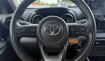 TOYOTA Yaris  | FWD (przód) | Automatyczna B/S | 116 KM | Czarny full