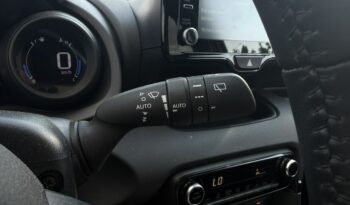 TOYOTA Yaris  | FWD (przód) | Automatyczna B/S | 116 KM | Czarny full