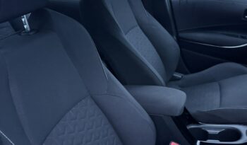TOYOTA Corolla  | FWD (przód) | Automatyczna | 122 KM | Czarny full