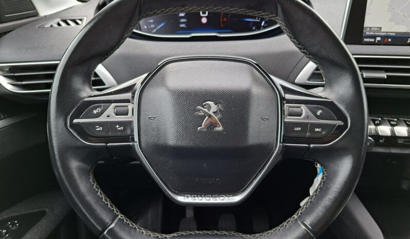 PEUGEOT 5008  | FWD (przód) | Manualna | 130 KM | zielony ciemny full