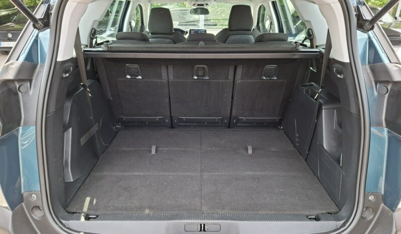 PEUGEOT 5008  | FWD (przód) | Manualna | 130 KM | zielony ciemny full