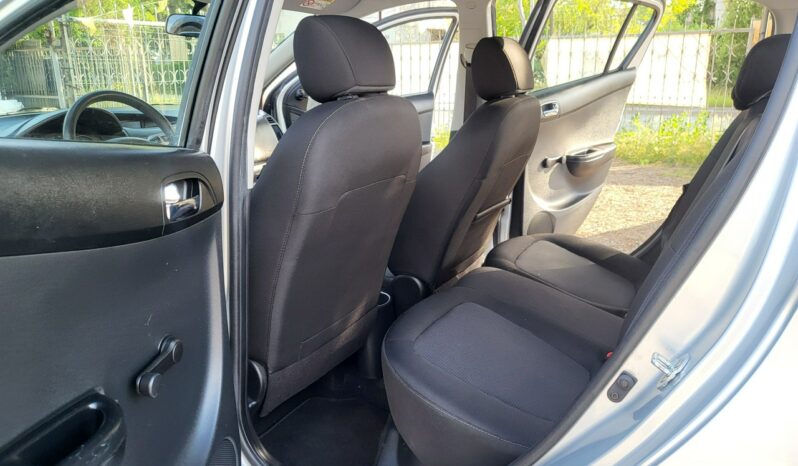 HYUNDAI i20  | przedni | Manualna | 85 KM | Srebrny full