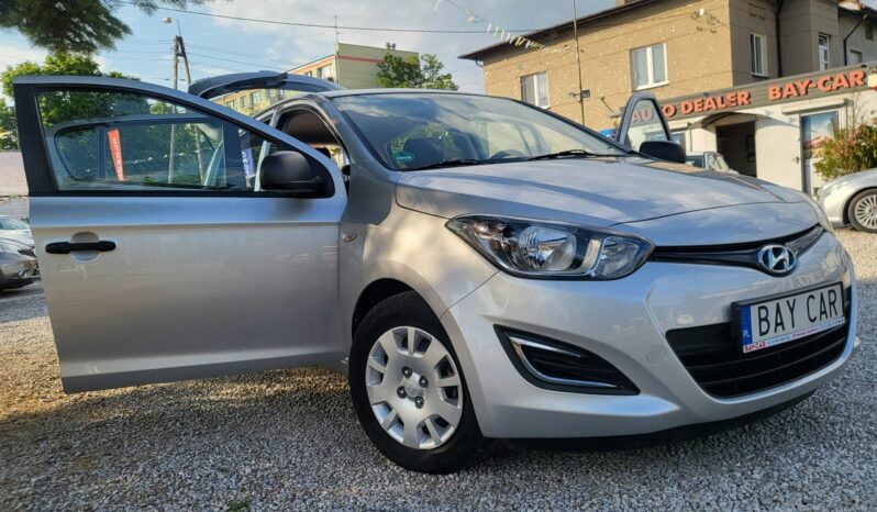 HYUNDAI i20  | przedni | Manualna | 85 KM | Srebrny full