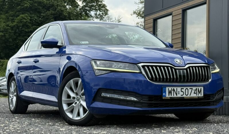 Skoda Superb  | Przedni | Automatyczna | 150 Km | Niebieski