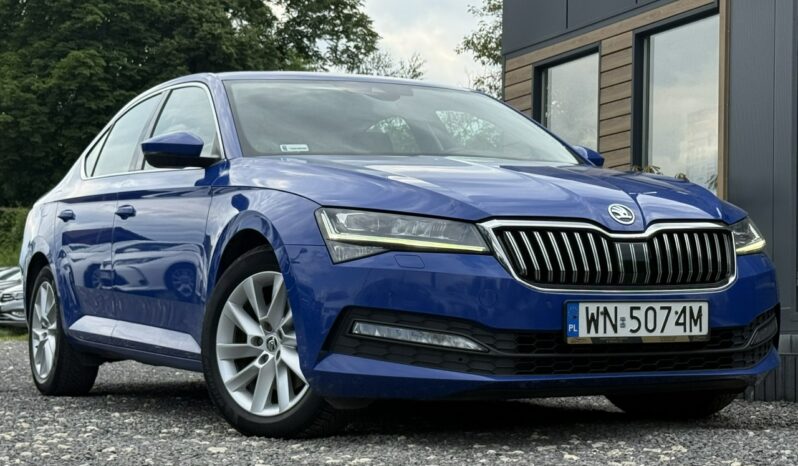 SKODA Superb  | FWD (przód) | Automatyczna | 150 KM | Niebieski full