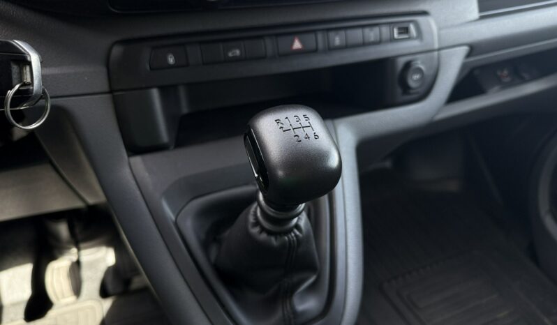 TOYOTA ProAce | FWD (przód) | Manualna | 122 KM | bialy full
