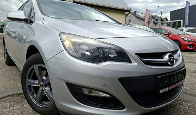 OPEL Astra | FWD (przód) | Manualna | 140 KM | Srebrny full