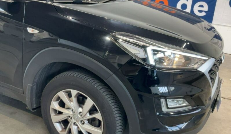 HYUNDAI Tucson  | FWD (przód) | Manualna | 132 KM | Czarny full