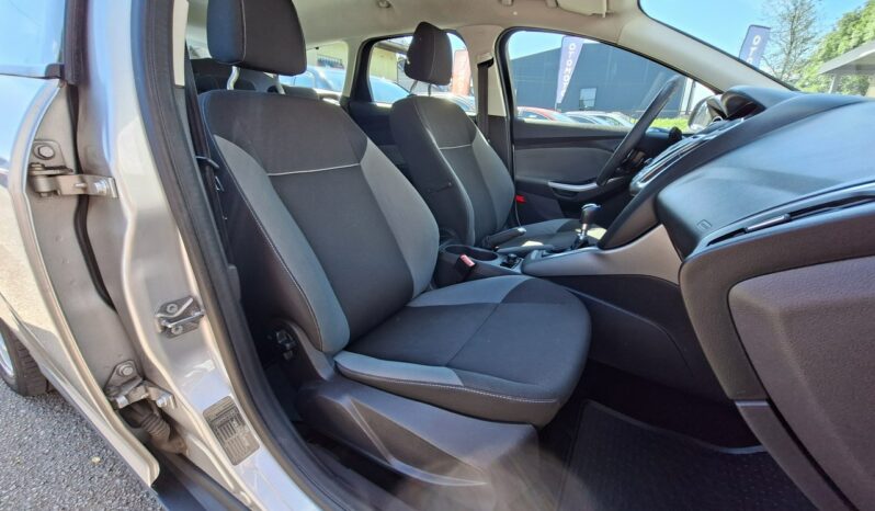 FORD Focus  | FWD (przód) | Manualna | 115 KM | Srebrny full