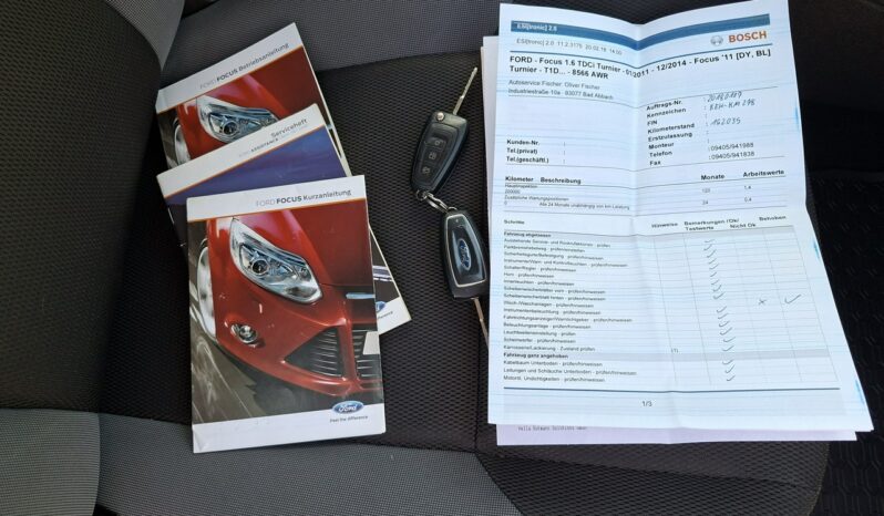 FORD Focus  | FWD (przód) | Manualna | 115 KM | Srebrny full