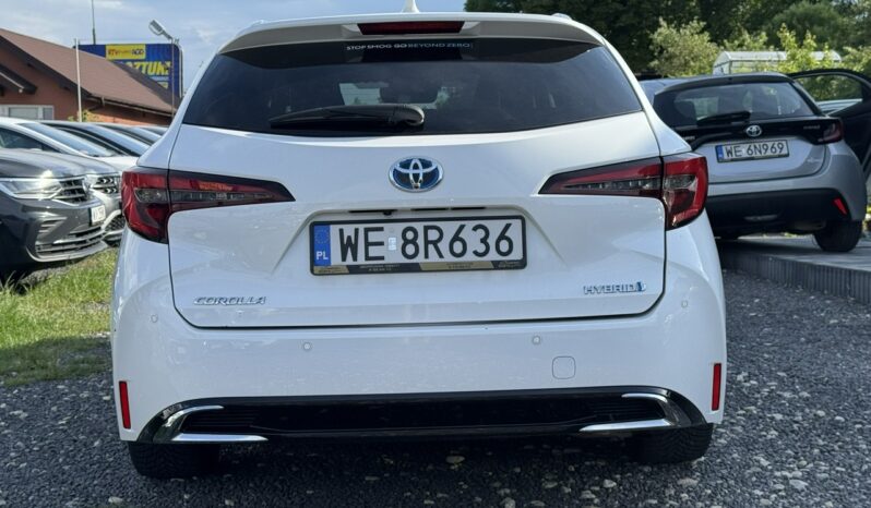 TOYOTA Corolla  | FWD (przód) | Automatyczna | 122 KM | bialy full