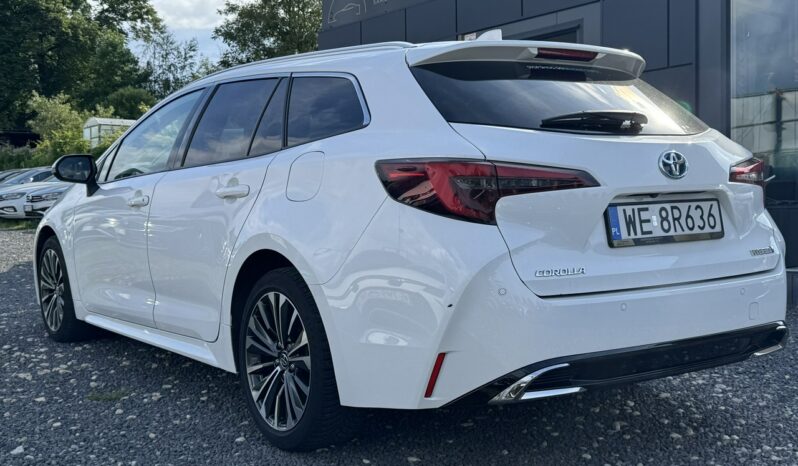 TOYOTA Corolla  | FWD (przód) | Automatyczna | 122 KM | bialy full