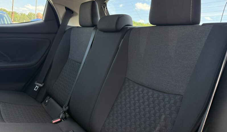 TOYOTA Yaris  | FWD (przód) | Manualna | 125 KM | Czarny full