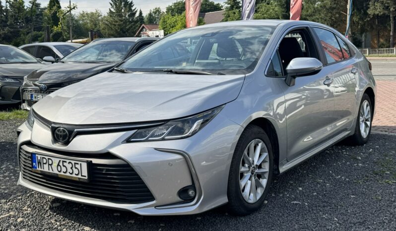 Toyota Corolla  | Fwd (Przód) | Manualna | 125 Km | Srebrny