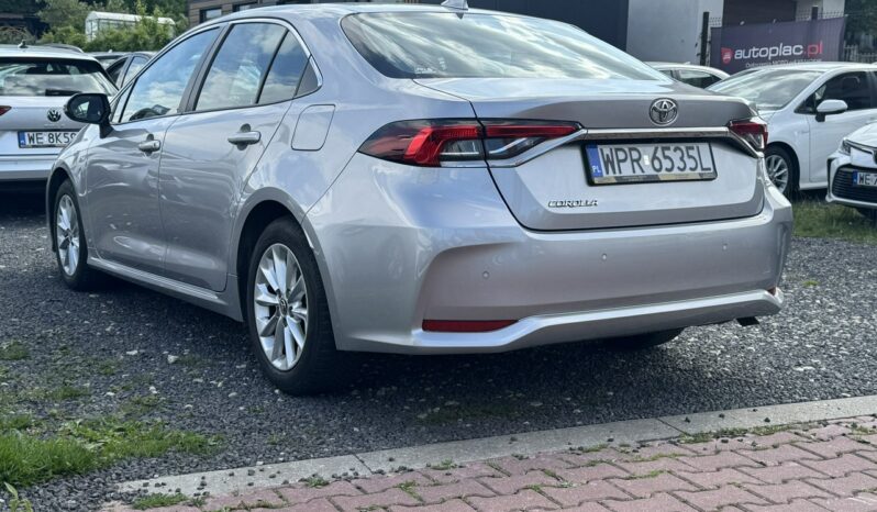 TOYOTA Corolla  | FWD (przód) | Manualna | 125 KM | Srebrny full
