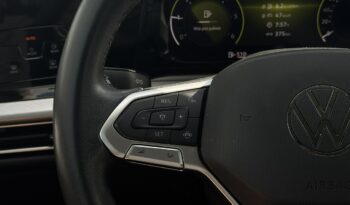 VOLKSWAGEN Golf  | FWD (przód) | Manualna | 115 KM | Srebrny full