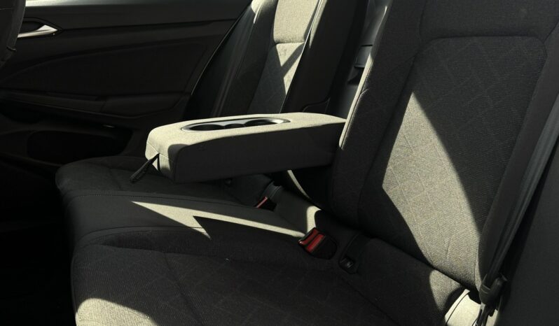 VOLKSWAGEN Golf  | FWD (przód) | Manualna | 115 KM | Srebrny full