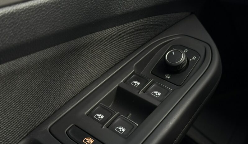 VOLKSWAGEN Golf  | FWD (przód) | Manualna | 115 KM | Czarny full