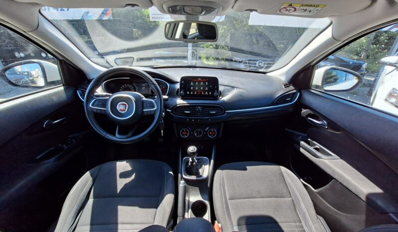 FIAT Tipo  | FWD (przód) | Manualna | 120 KM | bialy full