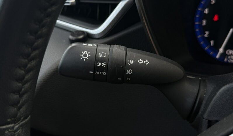 TOYOTA Corolla  | FWD (przód) | Automatyczna | 122 KM | bialy full