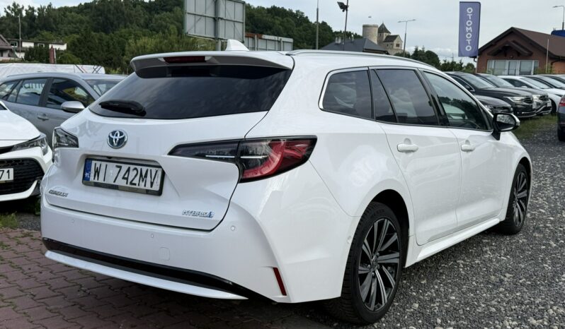 TOYOTA Corolla  | FWD (przód) | Automatyczna | 122 KM | bialy full