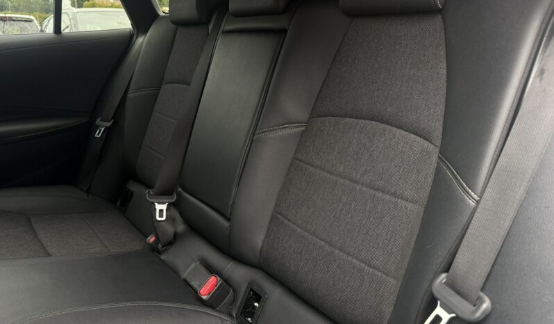 TOYOTA Corolla  | FWD (przód) | Automatyczna | 122 KM | bialy full