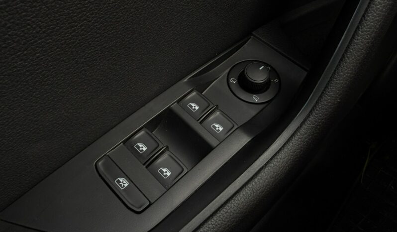 SKODA Superb  | FWD (przód) | Automatyczna | 150 KM | Szary full