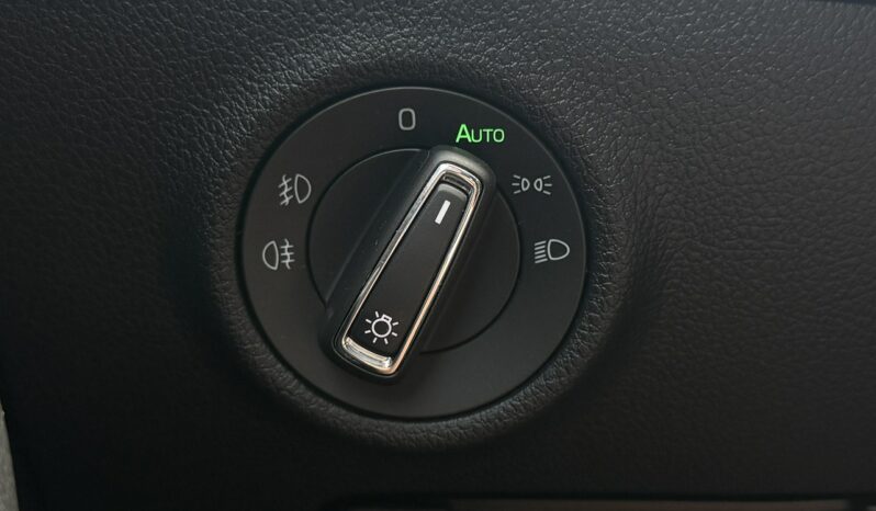SKODA Superb  | FWD (przód) | Automatyczna | 150 KM | Szary full