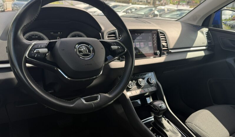 SKODA Karoq | 4×4 (doł. automatycznie) | Automatyczna D/S | 150 KM | Niebieski full