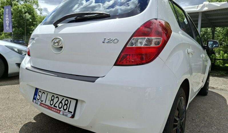 HYUNDAI i20  | FWD (przód) | Manualna | 78 KM | bialy full