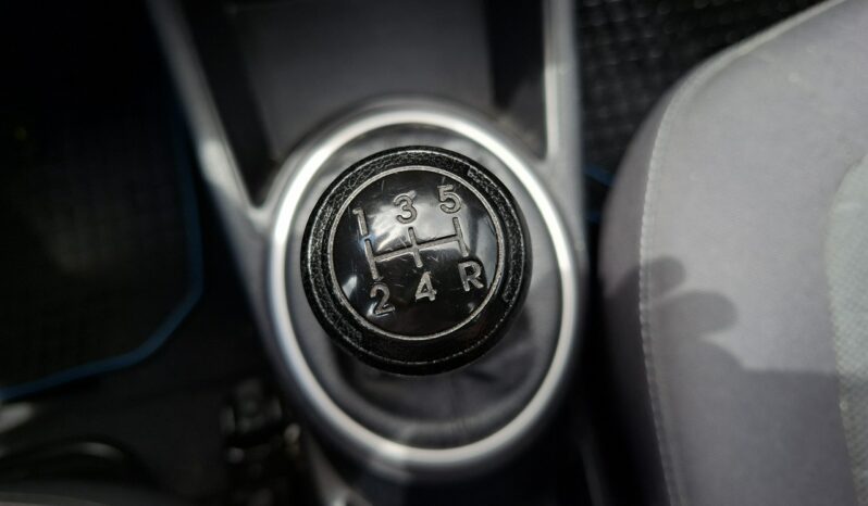 HYUNDAI i20  | FWD (przód) | Manualna | 78 KM | bialy full