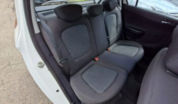 HYUNDAI i20  | FWD (przód) | Manualna | 78 KM | bialy full