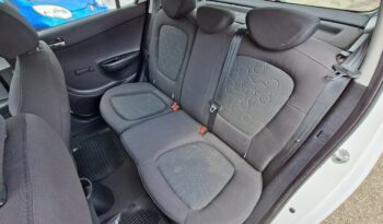 HYUNDAI i20  | FWD (przód) | Manualna | 78 KM | bialy full