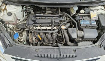 HYUNDAI i20  | FWD (przód) | Manualna | 78 KM | bialy full