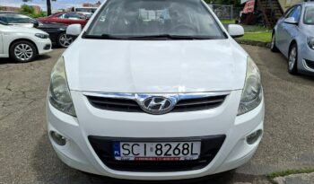 HYUNDAI i20  | FWD (przód) | Manualna | 78 KM | bialy full