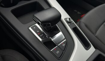 AUDI A4  | FWD (przód) | Automatyczna | 163 KM | bialy full