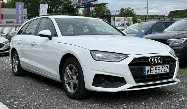 AUDI A4  | FWD (przód) | Automatyczna | 163 KM | bialy full