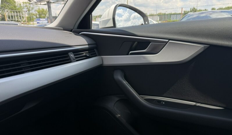 AUDI A4  | FWD (przód) | Automatyczna | 163 KM | bialy full