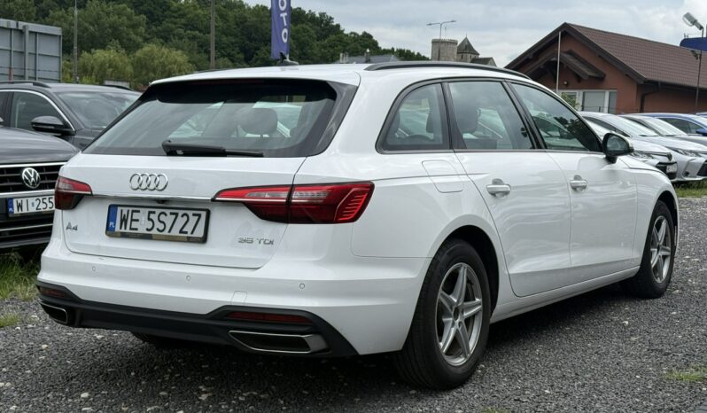 AUDI A4  | FWD (przód) | Automatyczna | 163 KM | bialy full