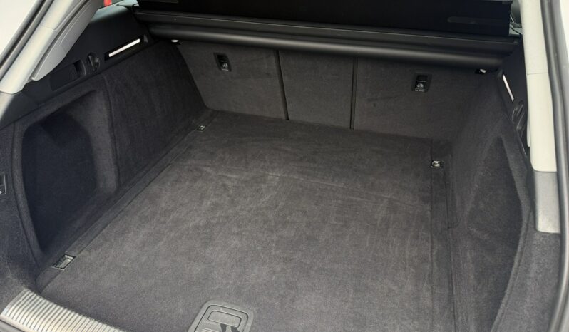 AUDI A4  | FWD (przód) | Automatyczna | 163 KM | bialy full