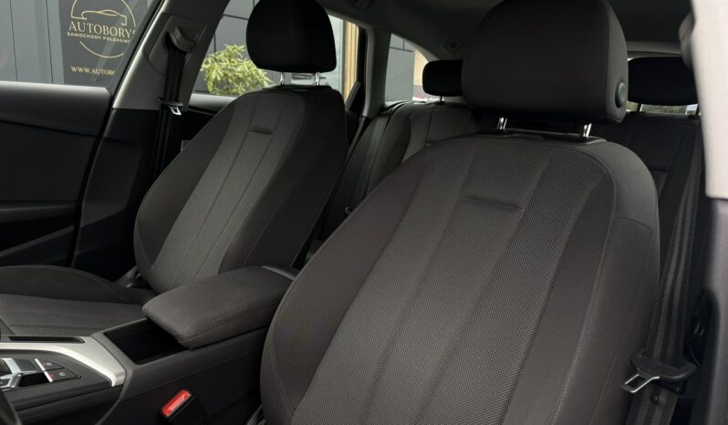 AUDI A4  | FWD (przód) | Automatyczna | 163 KM | bialy full