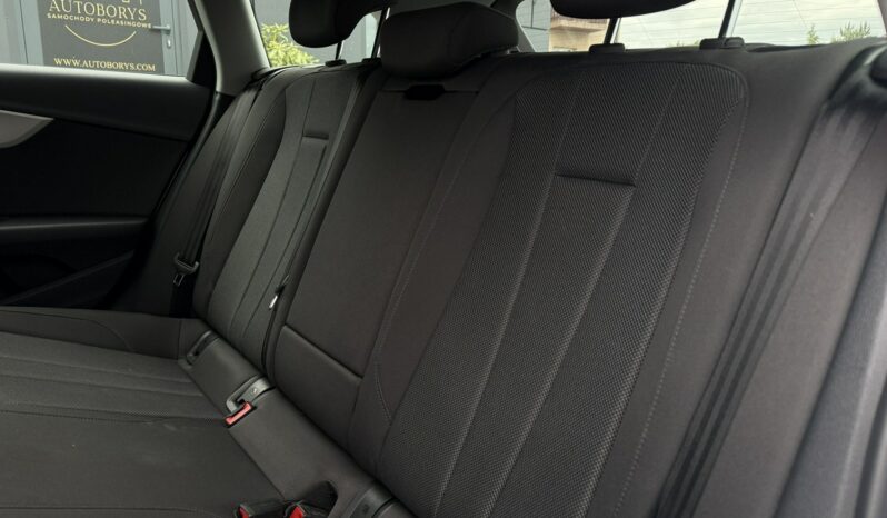 AUDI A4  | FWD (przód) | Automatyczna | 163 KM | bialy full