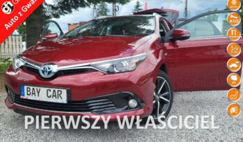Toyota Auris  | Fwd (Przód) | Manualna | 136 Km | Bordowy