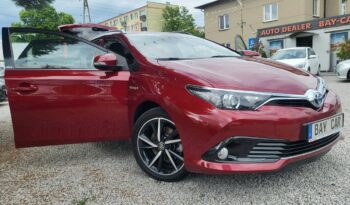 TOYOTA Auris  | FWD (przód) | Manualna | 136 KM | Bordowy full