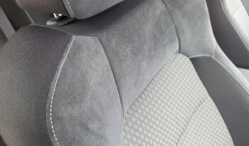 TOYOTA Auris  | FWD (przód) | Manualna | 136 KM | Bordowy full