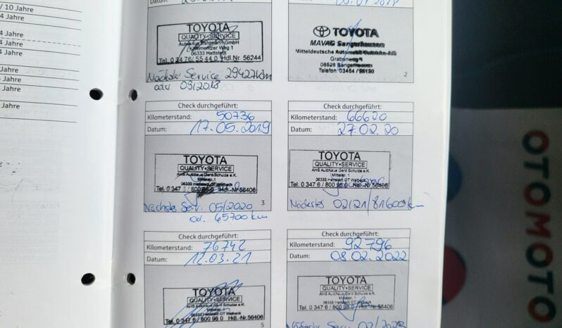 TOYOTA Auris  | FWD (przód) | Manualna | 136 KM | Bordowy full
