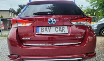 TOYOTA Auris  | FWD (przód) | Manualna | 136 KM | Bordowy full