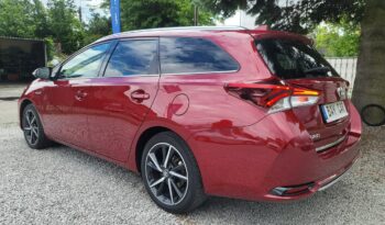 TOYOTA Auris  | FWD (przód) | Manualna | 136 KM | Bordowy full
